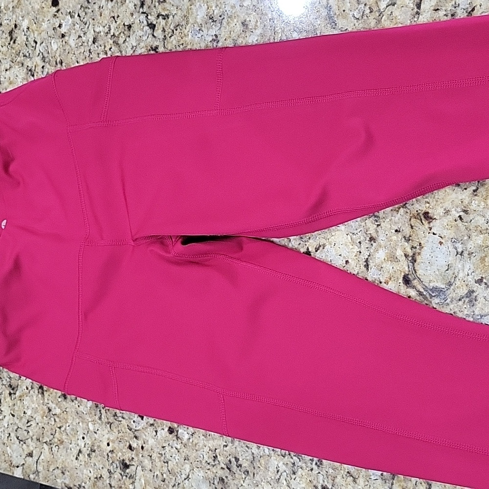 Athletic leggings